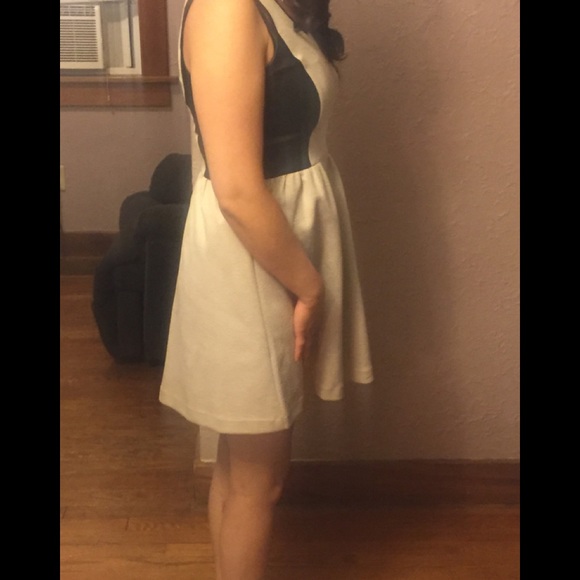 Kensie dress - Picture 2 of 6